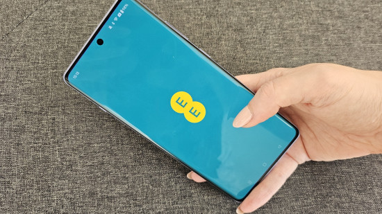 Best UK Phone Providers – A 2025 Guide